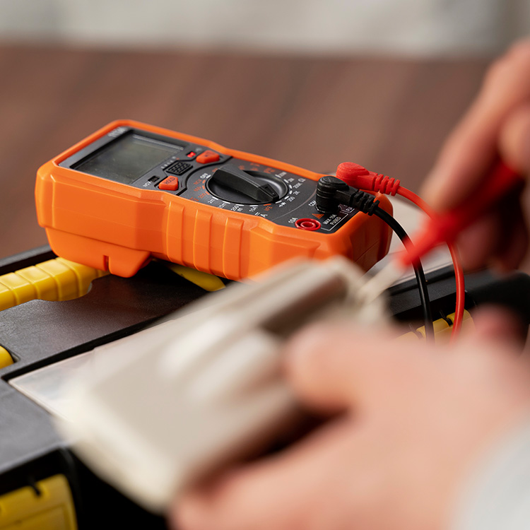 Axminster Electrician {{brizy_dc_image_alt imageSrc=